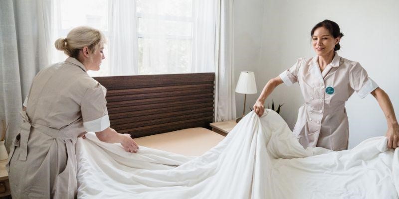 Hotel-staff-setting-the-room-after-occupancy