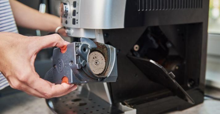 Type-of-a-drip-coffee-making-machine